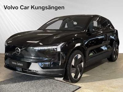 Svart Begagnad 2025 Volvo EX30 Single Motor Extended Range SUV | 379 900 kr (Marknadspris)