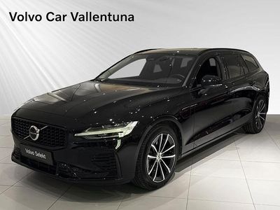 Begagnad Volvo V60 350 HK (257 kW) 2022 Svart Kombi