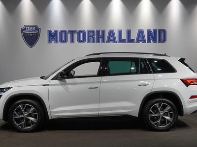 Vit Begagnad 2023 Skoda Kodiaq SportLine SUV | 399 900 kr (Lite dyr)