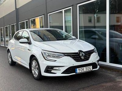 Vit Begagnad 2021 Renault Mégane IV Halvkombi | 114 900 kr (Marknadspris)