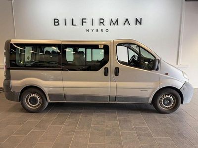 Silver Begagnad 2006 Nissan Primastar Minibuss | 129 900 kr