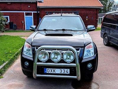 Svart Begagnad 2011 Isuzu D-Max Pickup | 75 000 kr