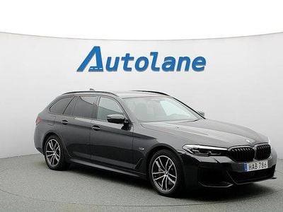Sophistograu metallic Begagnad 2022 BMW 530e M Sport Kombi | 379 900 kr (Marknadspris)