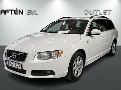 Vit Begagnad 2011 Volvo V70 Momentum Kombi | 89 800 kr (Bra pris)