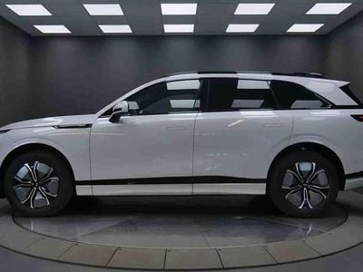 Vit Begagnad 2024 XPENG G9 SUV | 719 900 kr