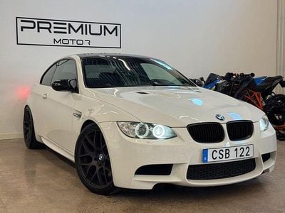 Begagnad BMW M3 421 HK (309 kW) 2009 Vit Sportkupé