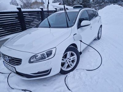 Begagnad 2017 Volvo V60 Kombi | 142 000 kr (Marknadspris)