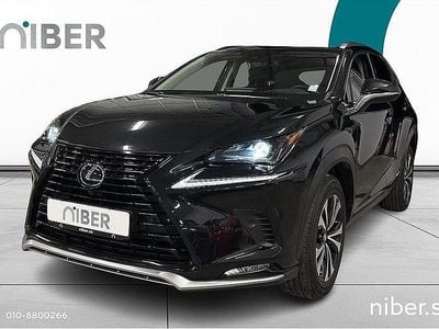 Svart Begagnad 2021 Lexus NX300h SUV | 349 800 kr (Marknadspris)