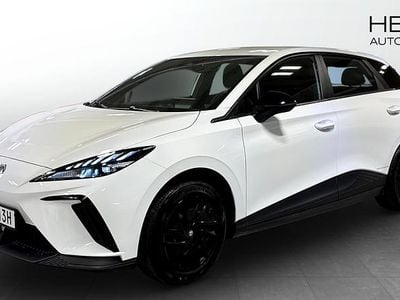 Vit (white) Begagnad 2023 MG MG4 EV Halvkombi | 224 900 kr (Superpris)
