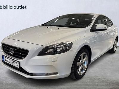 Vit Begagnad 2015 Volvo V40 Kinetic Sedan | 90 000 kr (Bra pris)