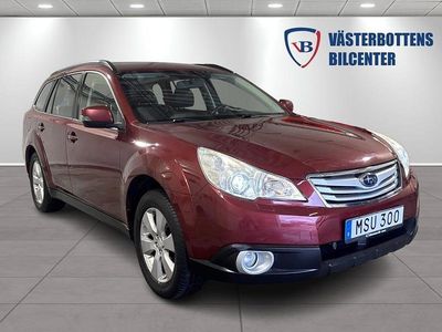 Begagnad Subaru Outback 167 HK (122 kW) 2012 Röd Sedan