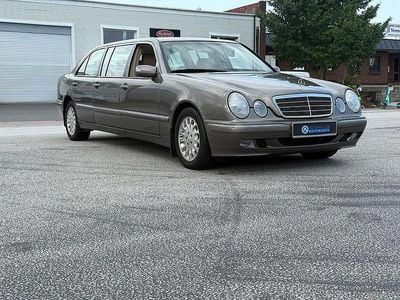 Begagnad 2002 Mercedes E240 Sedan | 75 900 kr