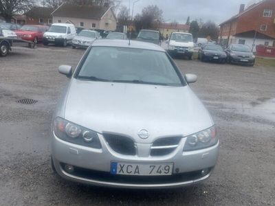 begagnad Nissan Almera 5-dörrar 1.8 Euro 4