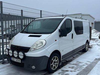 Begagnad Opel Vivaro 114 HK (83 kW) 2011 Minibuss