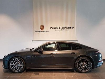 Ny Porsche Panamera 4 471 HK (346 kW) 2025 Grå Sedan