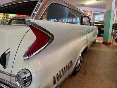 Vit Begagnad 1961 Chrysler New Yorker Sedan | 795 000 kr