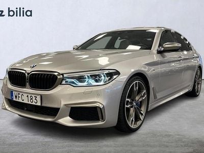 Ljusgrå Begagnad 2018 BMW M550 M Sport Sedan | 489 000 kr (Lite dyr)
