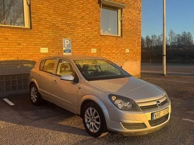 Begagnad Opel Astra 105 HK (77 kW) 2005