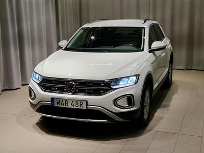 Vit Begagnad 2023 VW T-Roc SUV | 269 900 kr (Marknadspris)