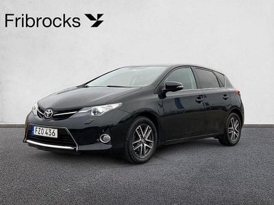 Svart Begagnad 2015 Toyota Auris Edition Halvkombi | 144 900 kr (Marknadspris)