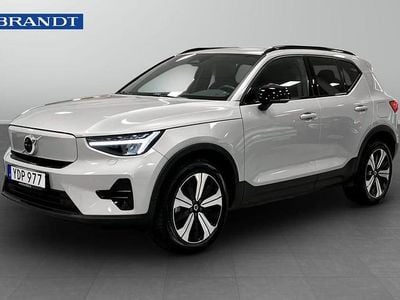 Begagnad Volvo XC40 Core 175 kW (238 HK) 2023 Silver SUV