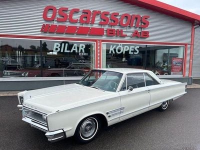 Persian vit Begagnad 1966 Chrysler 300 Sportkupé | 239 000 kr