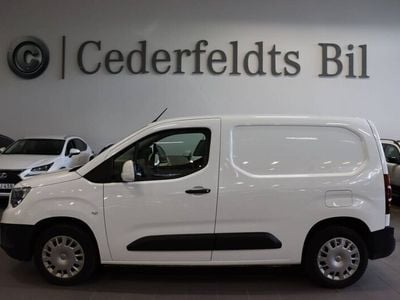 Begagnad Opel Combo 102 HK (75 kW) 2021 Vit Minibuss