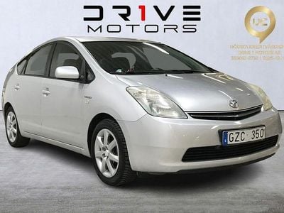 Begagnad Toyota Prius 112 HK (82 kW) 2008 Silver Halvkombi