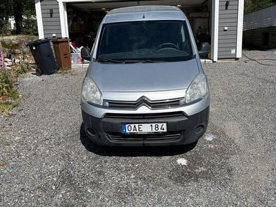Begagnad 2013 Citroën Berlingo Minibuss | 39 900 kr (Lite dyr)