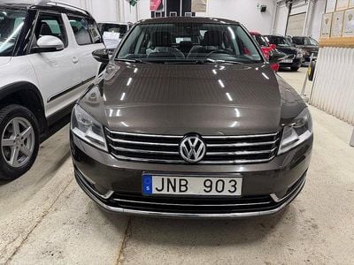 Brun Begagnad 2013 VW Passat Sedan | 89 900 kr (Marknadspris)