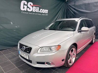 Grå metallic Begagnad 2011 Volvo V70 R-Design Kombi | 97 900 kr (Lite dyr)