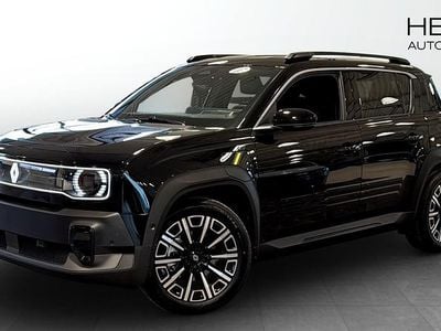 Svart Begagnad 2025 Renault 4 E-Tech Iconic SUV | 414 900 kr (Bra pris)