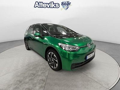 Blå Begagnad 2022 VW ID.3 Pro Performance Halvkombi | 259 500 kr (Marknadspris)