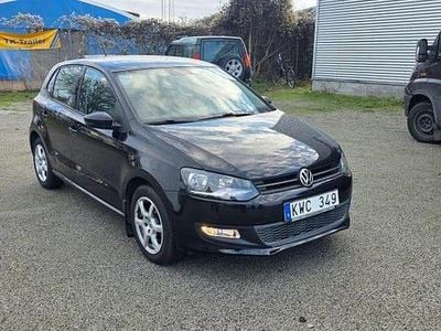 Svart Begagnad 2011 VW Polo Halvkombi | 50 000 kr (Bra pris)