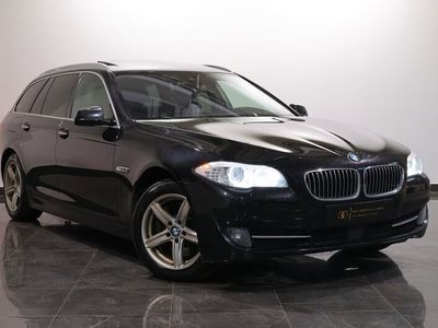 begagnad BMW 525 D XDRIVE TOURING COMFORT SOFTCLOSE SKINN PANO HUD