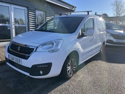 begagnad Peugeot Partner 1.6HDi , 103200 , Leasebar, Dubbelgolv. Skåpbil 2017, Transportbil