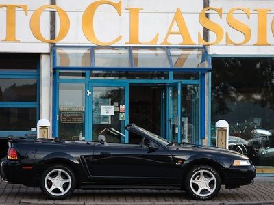 begagnad Ford Mustang GT Cab