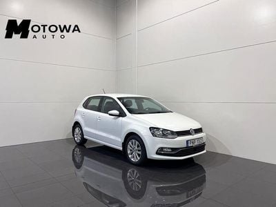 Vit Begagnad 2014 VW Polo Halvkombi | 99 900 kr (Marknadspris)