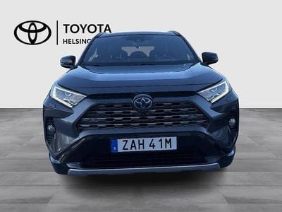 Begagnad Toyota RAV4 Hybrid Style 220 HK (161 kW) 2019 Grå SUV