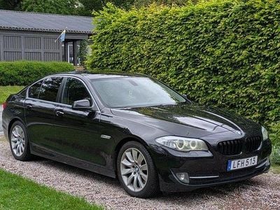 Begagnad BMW 525 204 HK (150 kW) 2011 Svart Sedan