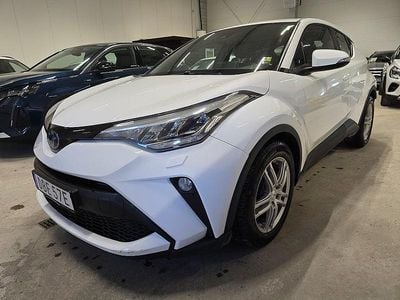 Begagnad Toyota C-HR Active 122 HK (89 kW) 2022 Vit SUV
