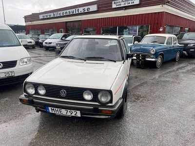 Vit Begagnad 1987 VW Golf II Halvkombi | 23 500 kr