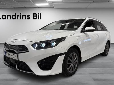 Vit Begagnad 2023 Kia Ceed Sportswagon Kombi | 259 300 kr (Marknadspris)