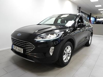 Svart Begagnad 2021 Ford Kuga Titanium SUV | 224 800 kr (Marknadspris)