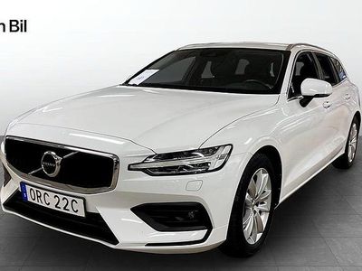 Vit Begagnad 2019 Volvo V60 Momentum Kombi | 249 800 kr (Marknadspris)