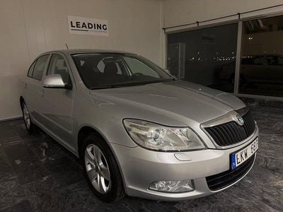 Begagnad Skoda Octavia Elegance 122 HK (89 kW) 2012 Silver