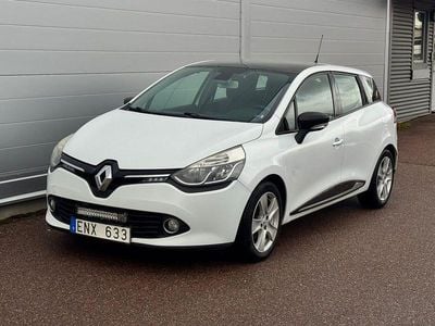 Vit Begagnad 2014 Renault Clio IV Kombi | 49 900 kr (Marknadspris)