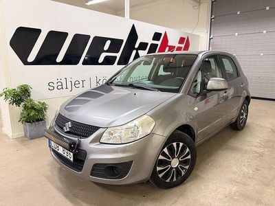 Grå Begagnad 2010 Suzuki SX4 Halvkombi | 39 500 kr (Marknadspris)