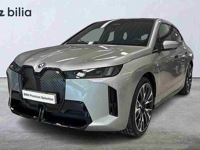 Grå Begagnad 2026 BMW iX SUV | 899 900 kr