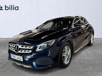 Mörkblå Begagnad 2018 Mercedes GLA200 AMG SUV | 199 900 kr (Bra pris)